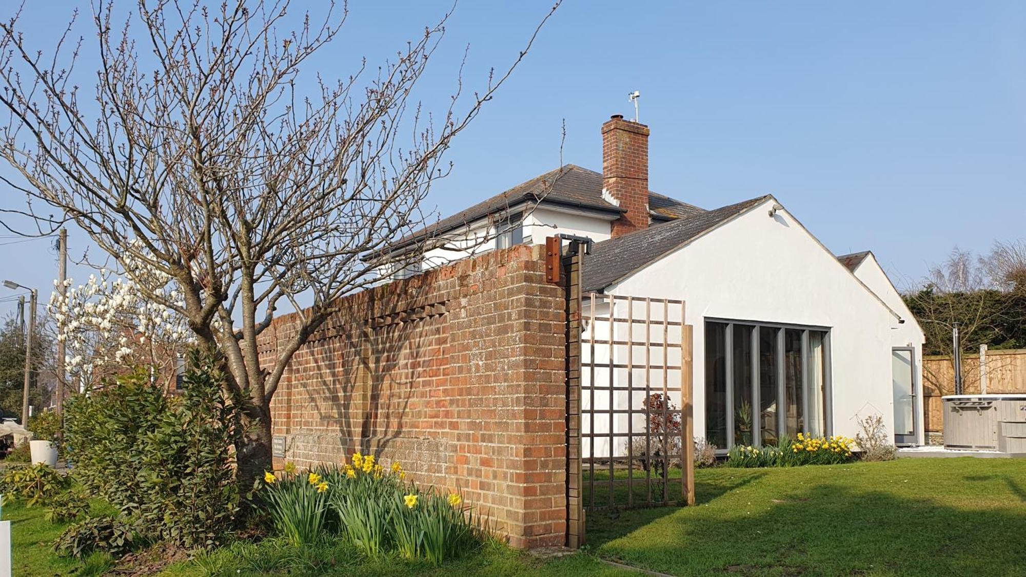 Island Retreat With Hottub West Mersea Exterior foto